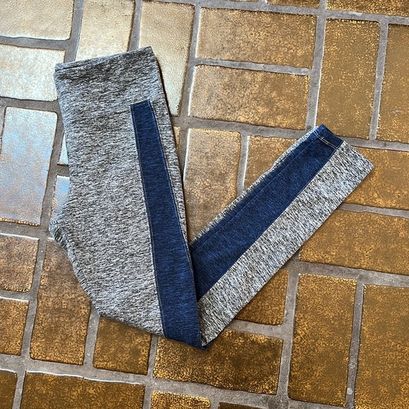 FP Movement by Free People Charcoal Gray & Navy Blue Colorblock Boro Legging - Picture 1 of 15